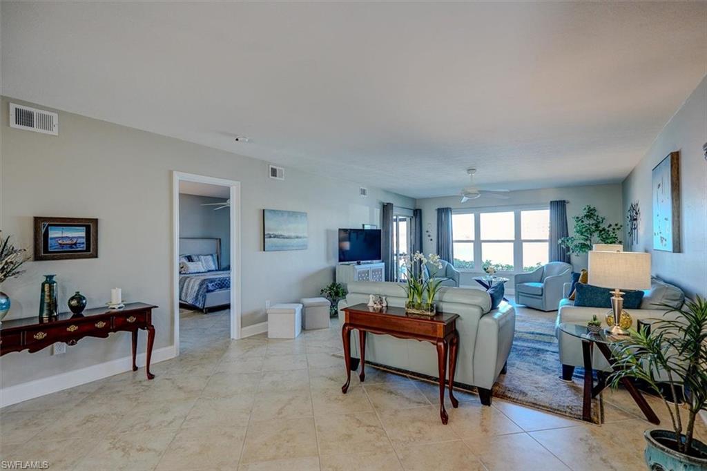 SUNNYBROOK HARBOUR CONDO - Residential
