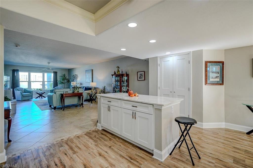 SUNNYBROOK HARBOUR CONDO - Residential