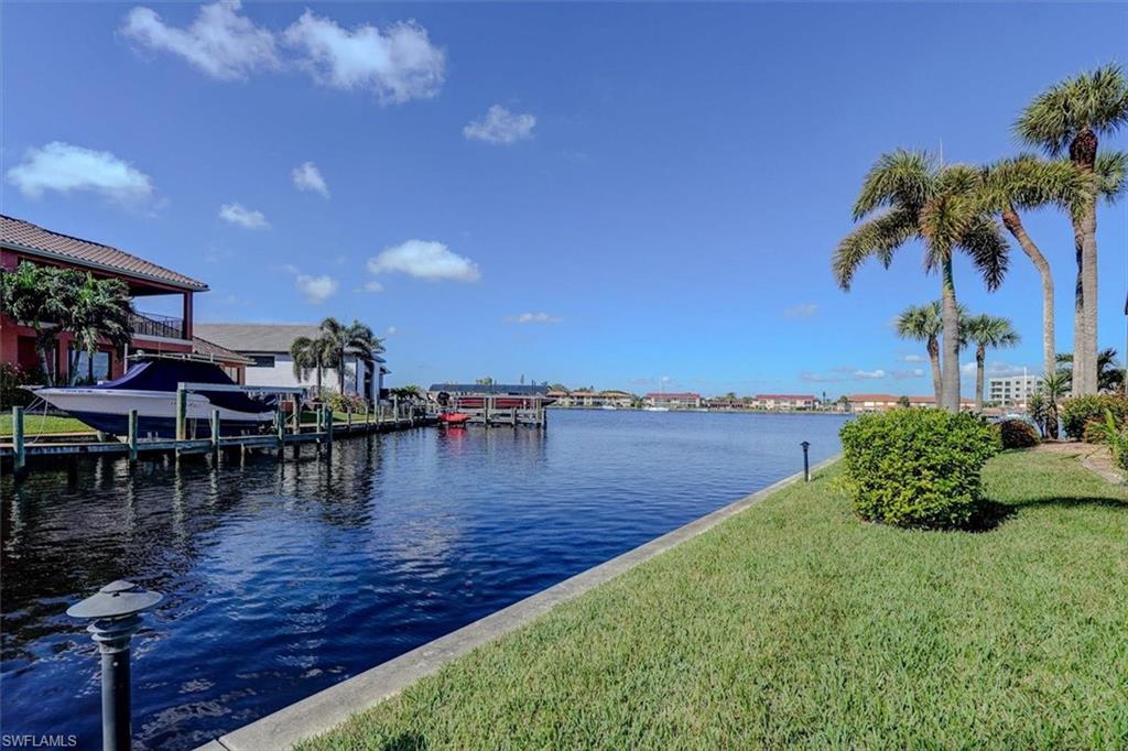 SUNNYBROOK HARBOUR CONDO - Residential