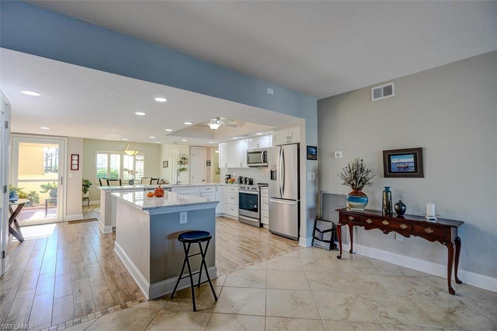 SUNNYBROOK HARBOUR CONDO - Residential