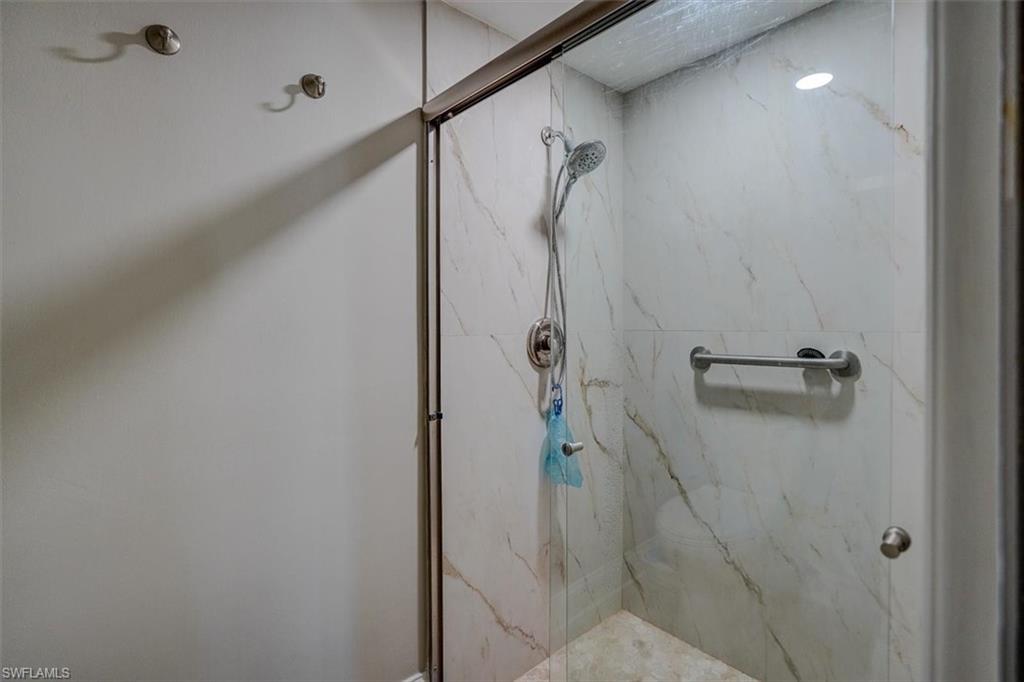 SUNNYBROOK HARBOUR CONDO - Residential