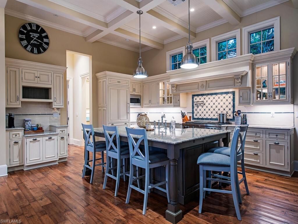 OLDE NAPLES - Residential