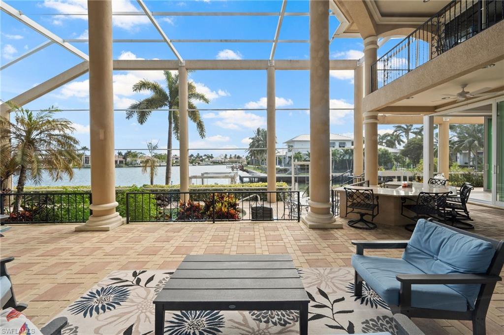 MARCO BEACH - Residential