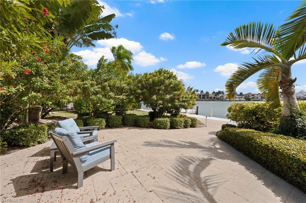 MARCO BEACH - Residential