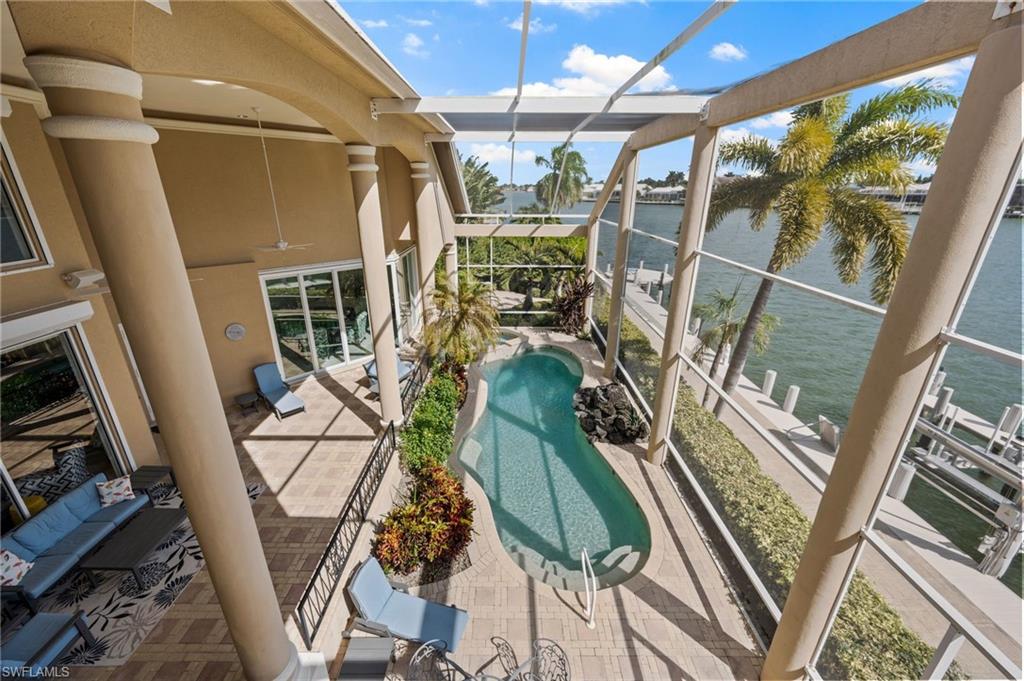 MARCO BEACH - Residential