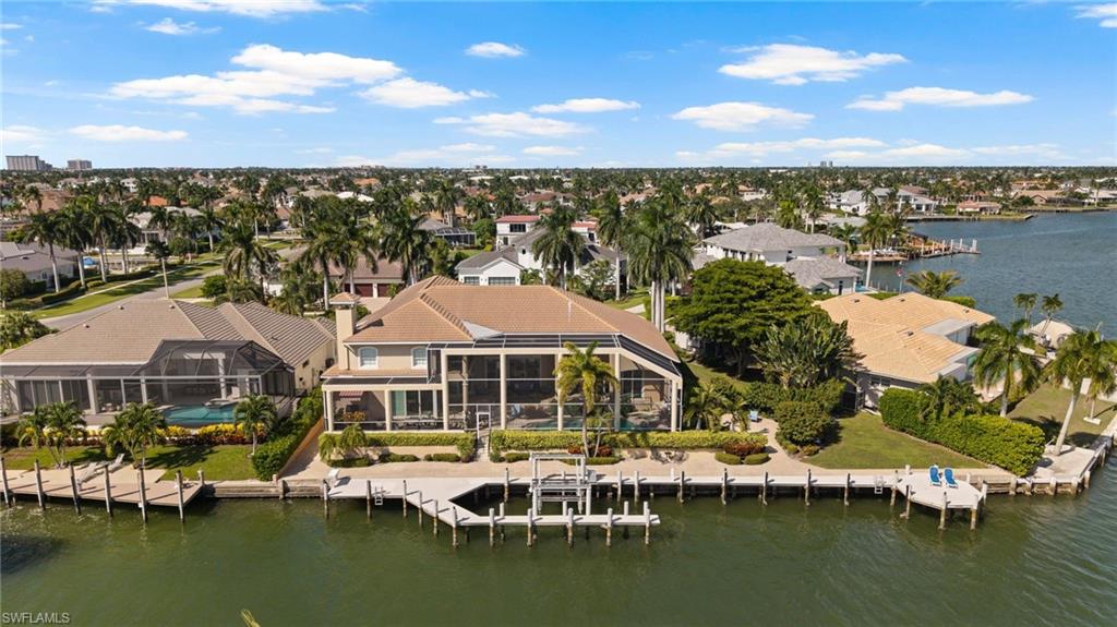MARCO BEACH - Residential