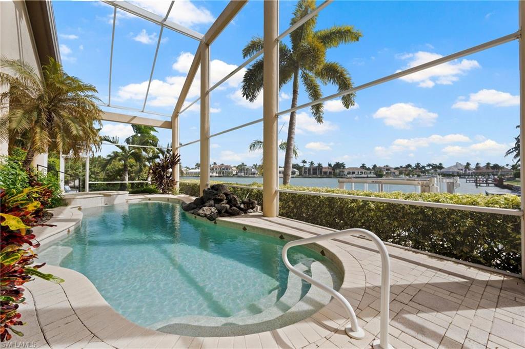 MARCO BEACH - Residential