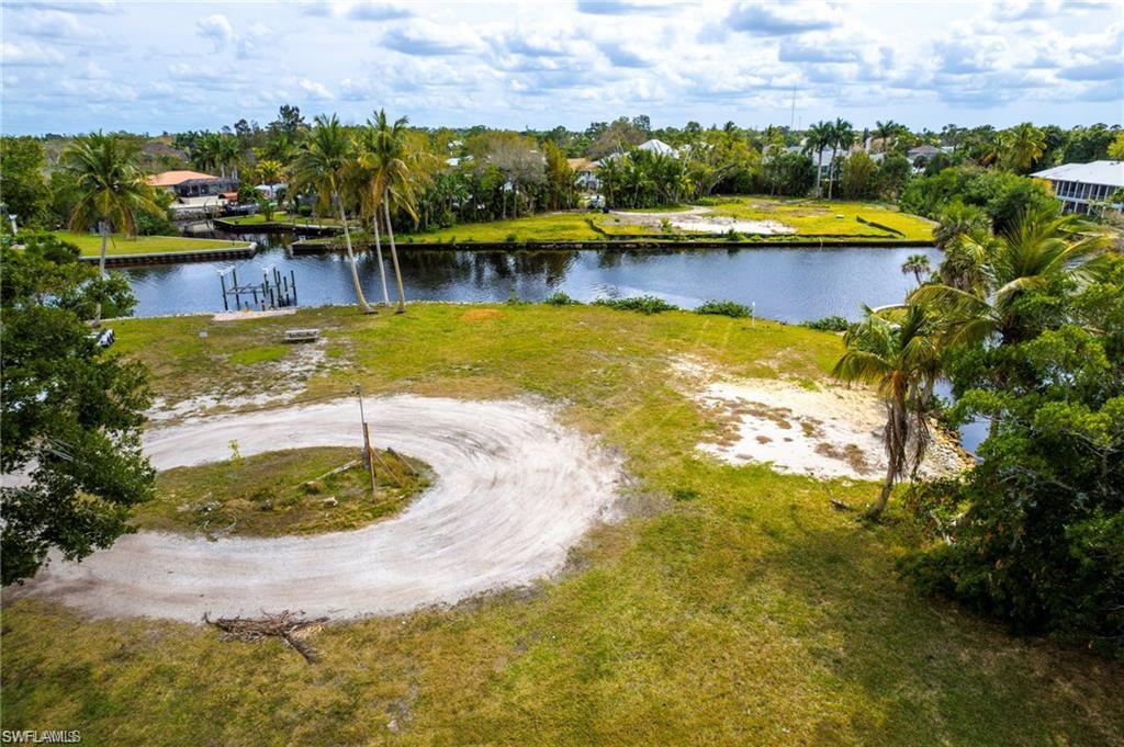 BONITA FARMS - Land