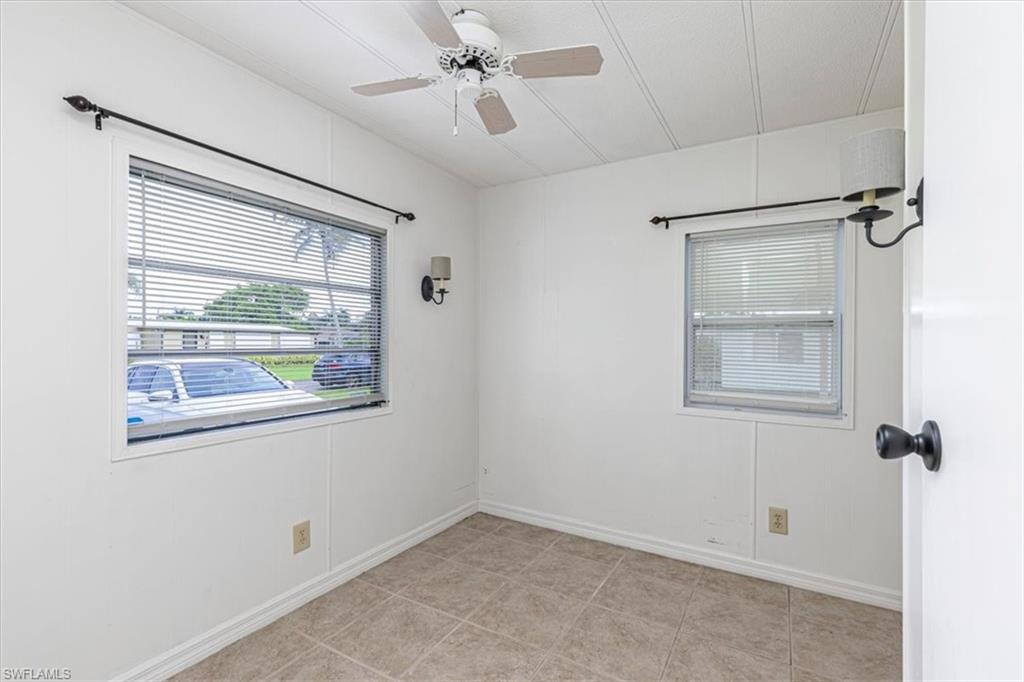 NAPLES MOBILE ESTATES - Residential