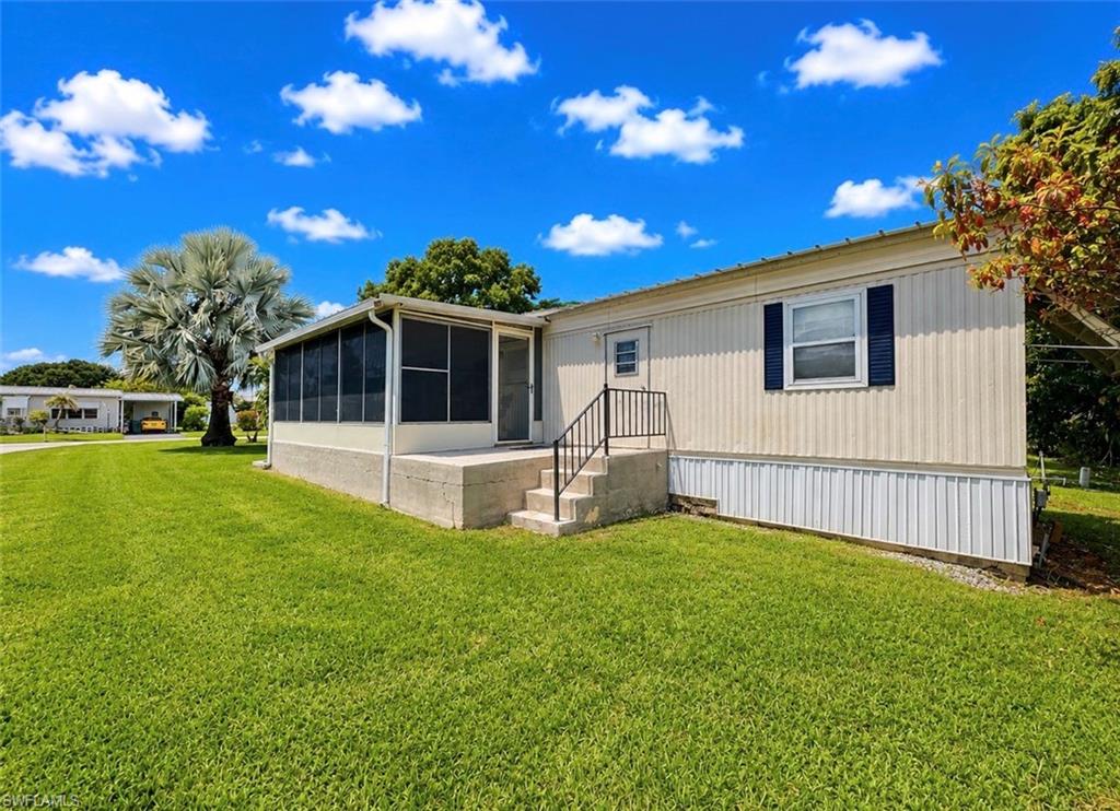 NAPLES MOBILE ESTATES - Residential