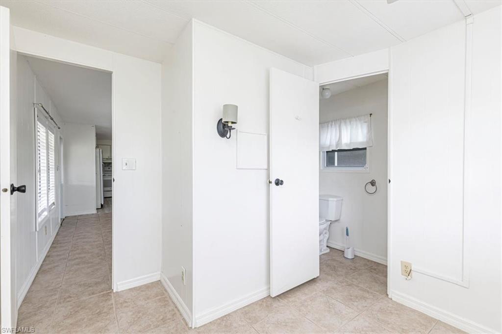 NAPLES MOBILE ESTATES - Residential