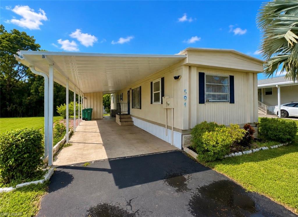 NAPLES MOBILE ESTATES - Residential