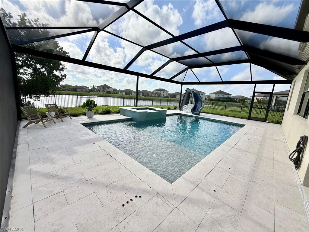 PORTICO - Residential