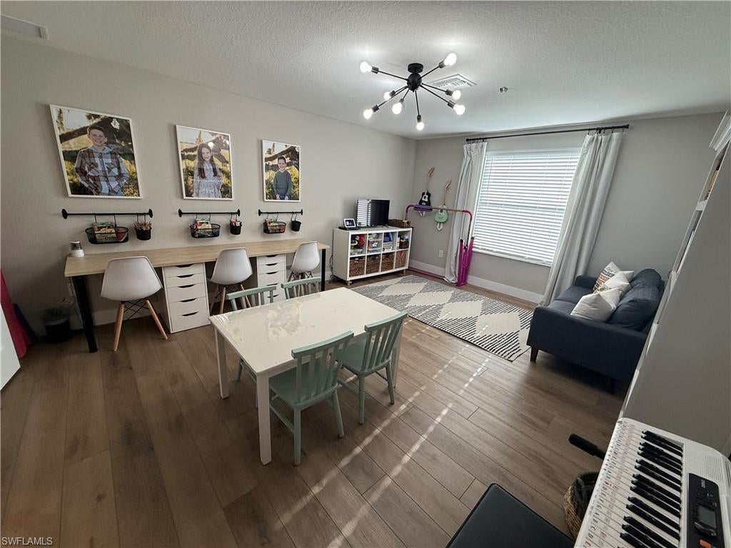 PORTICO - Residential