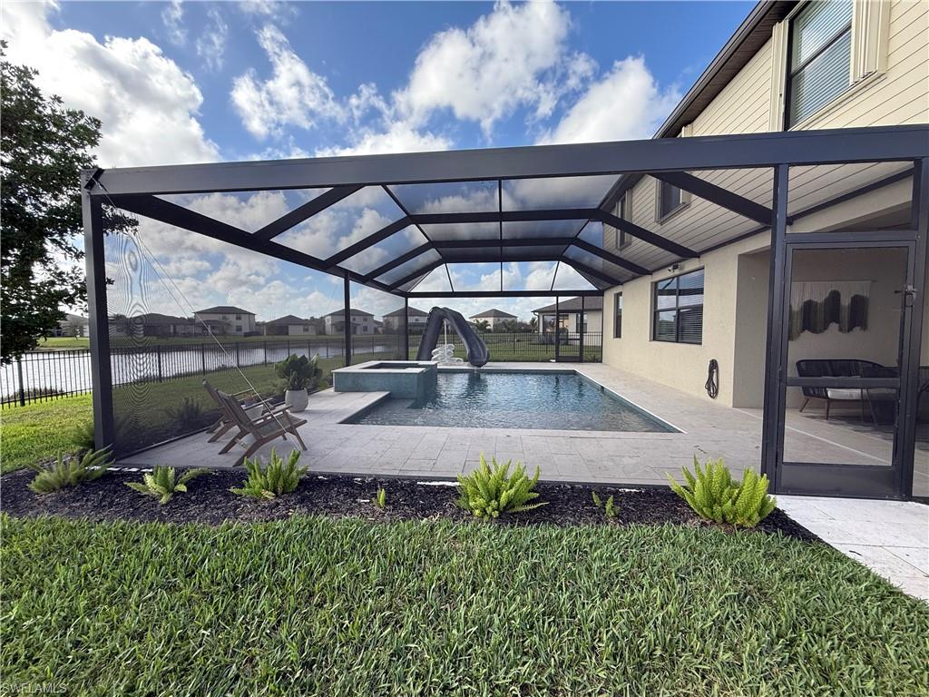 PORTICO - Residential