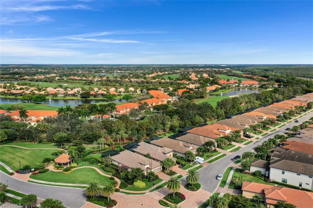 PEBBLE POINTE - Residential