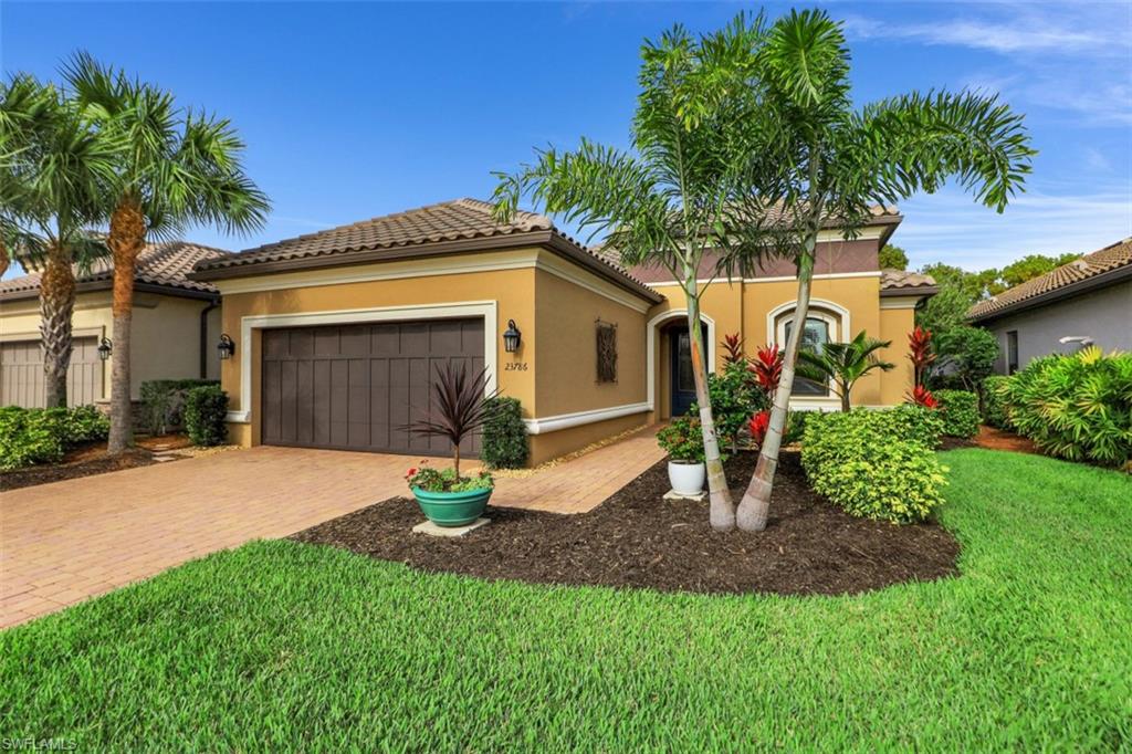 PEBBLE POINTE - Residential