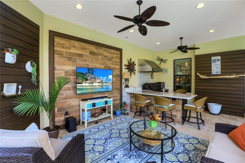 PEBBLE POINTE - Residential