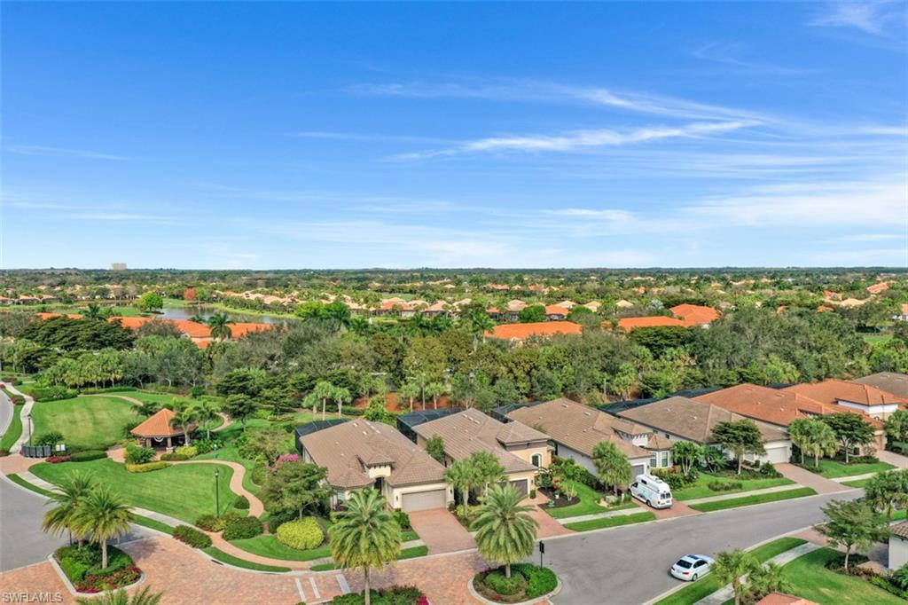 PEBBLE POINTE - Residential