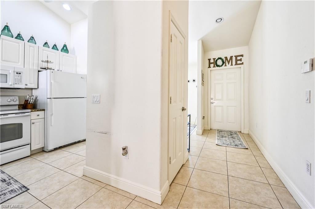 AVION WOODS - Residential Lease