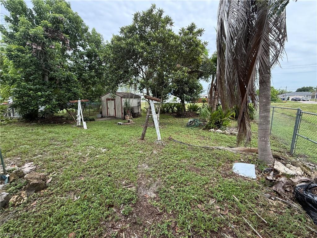 LEHIGH ACRES - Residential