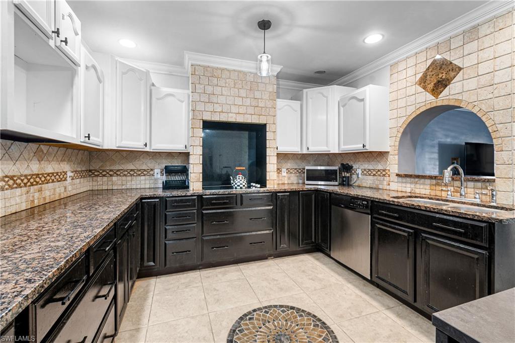 TROPICAL GULF ACRES - Residential