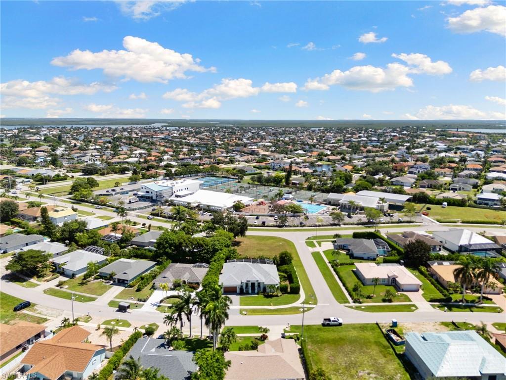 MARCO ISLAND - Residential