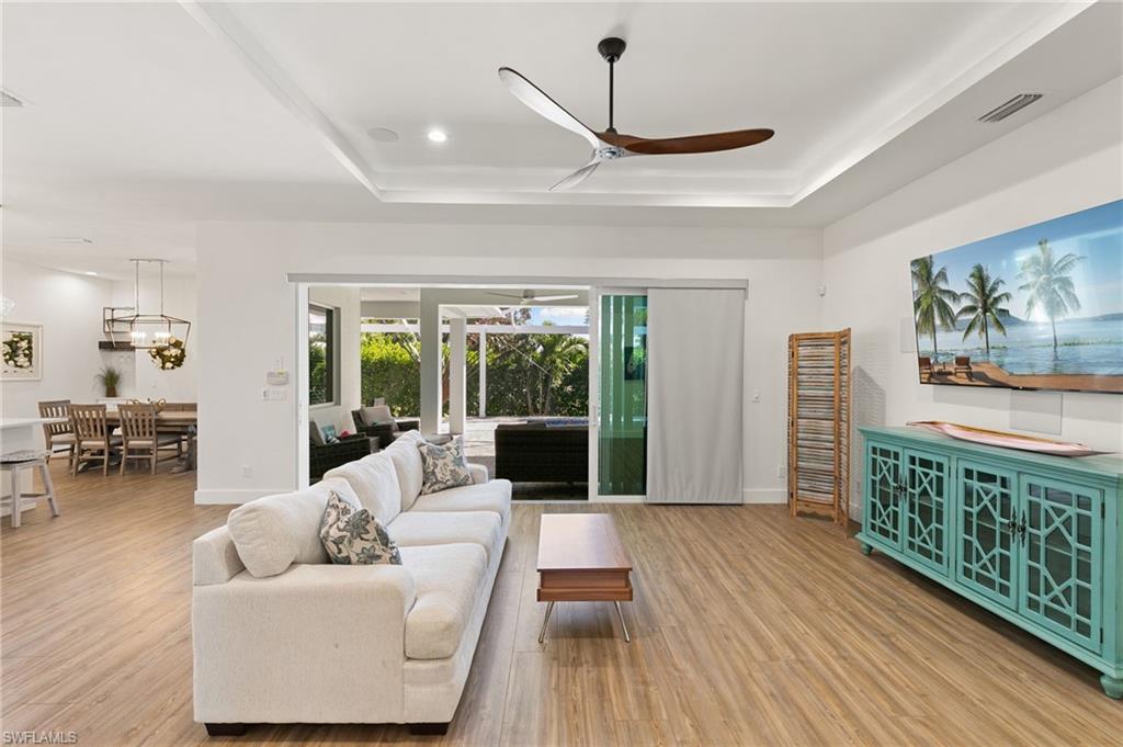 MARCO ISLAND - Residential