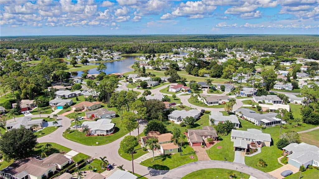 PINE LAKES COUNTRY CLUB - Residential
