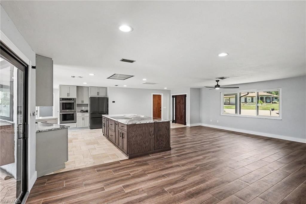 VILLA RIVER ESTATES - Residential