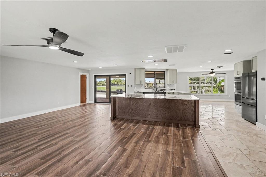 VILLA RIVER ESTATES - Residential
