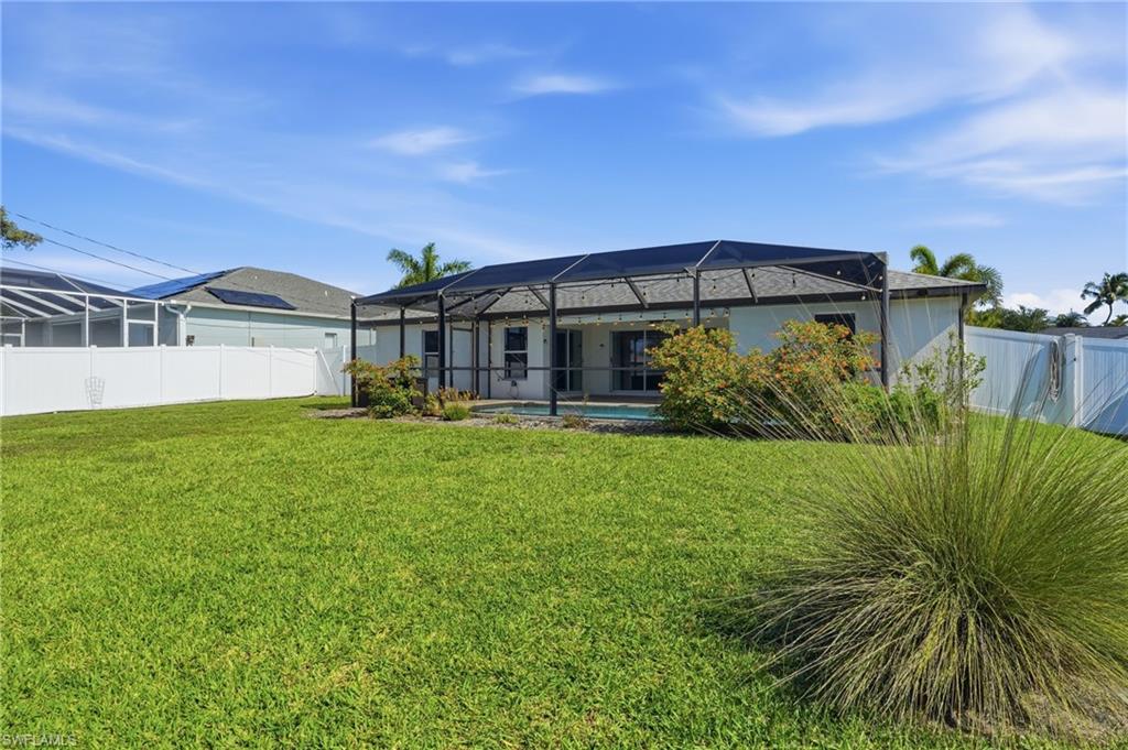 CAPE CORAL - Residential