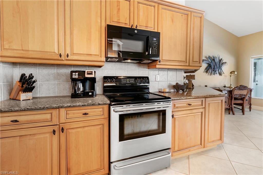 VALLEY OAK - Residential