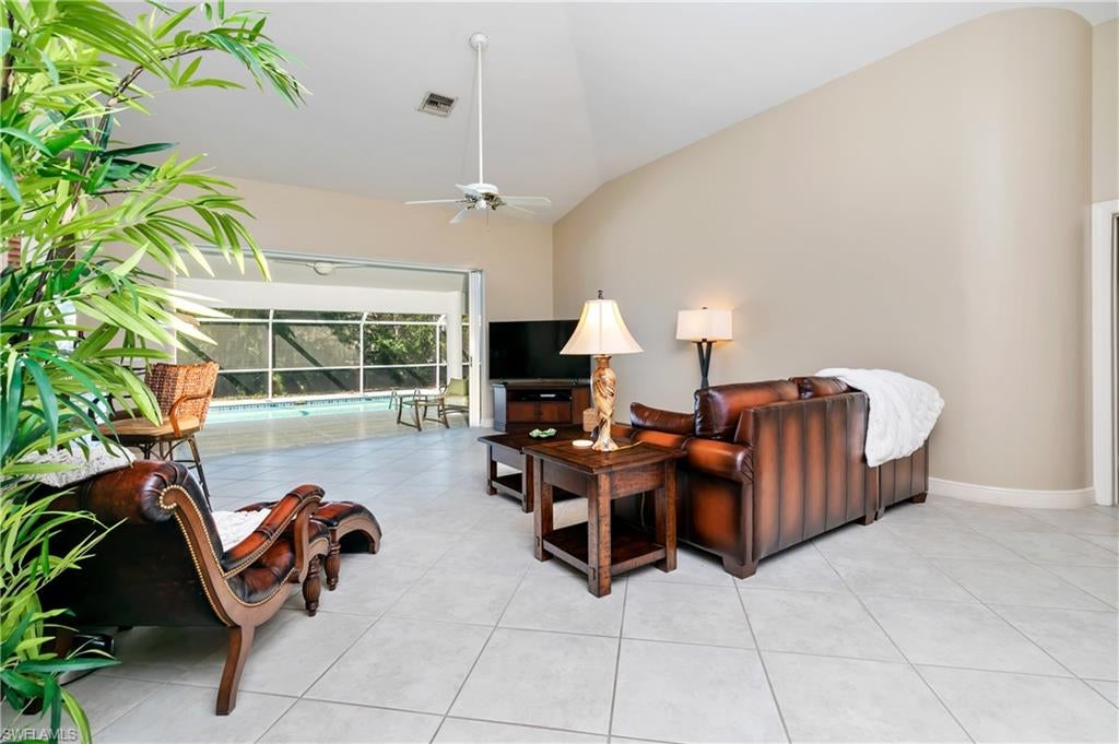 VALLEY OAK - Residential
