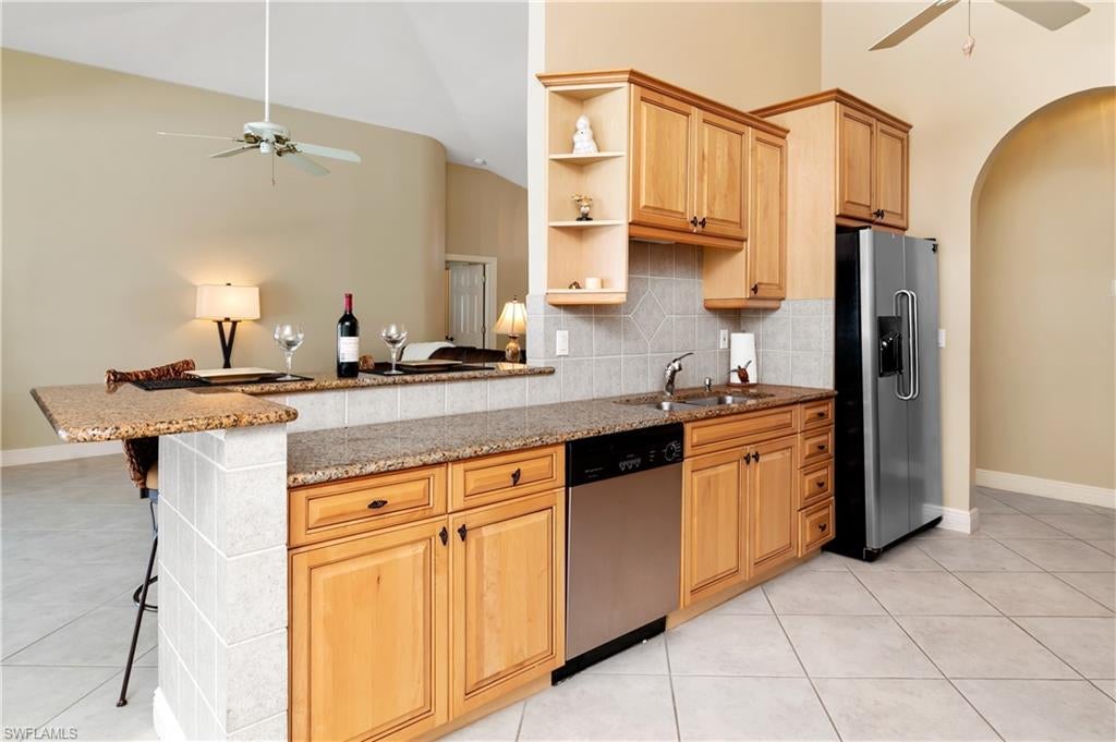 VALLEY OAK - Residential