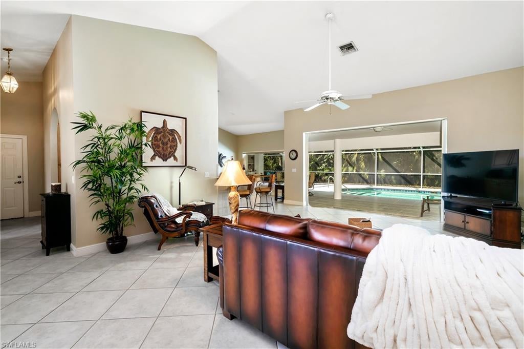 VALLEY OAK - Residential