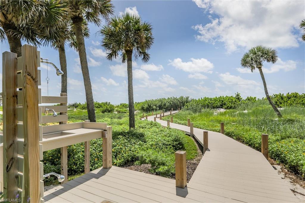 BEACH VILLAS CONDO - Residential