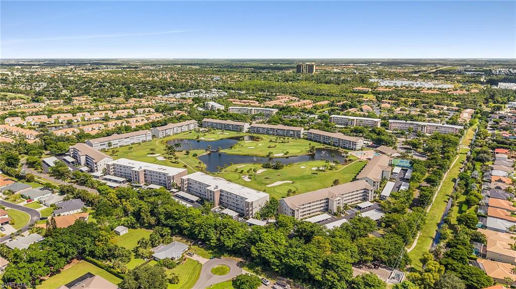 GOLFVIEW GOLF & RACQUET CLUB - Residential
