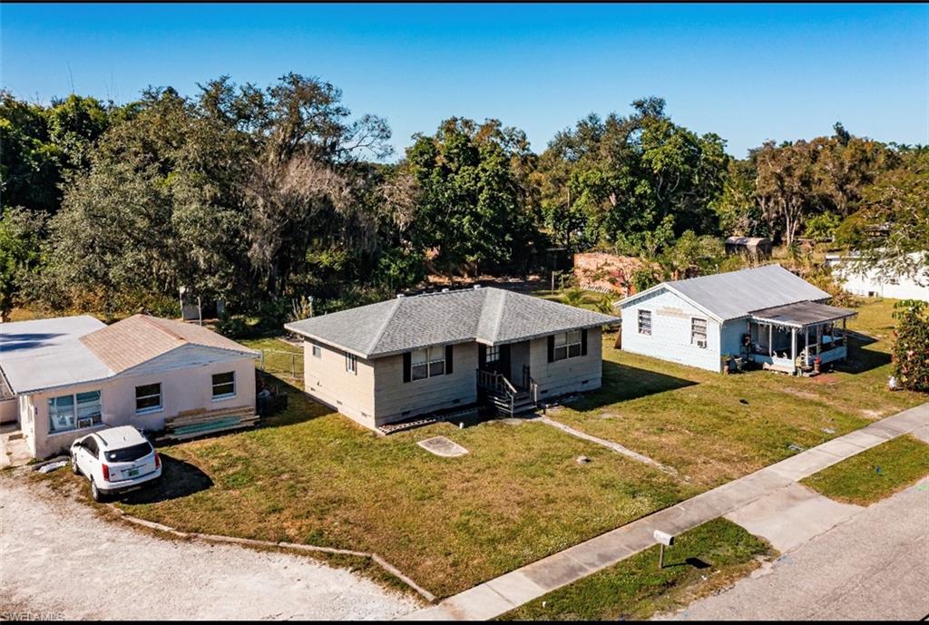 RUSSELL PARK - Residential
