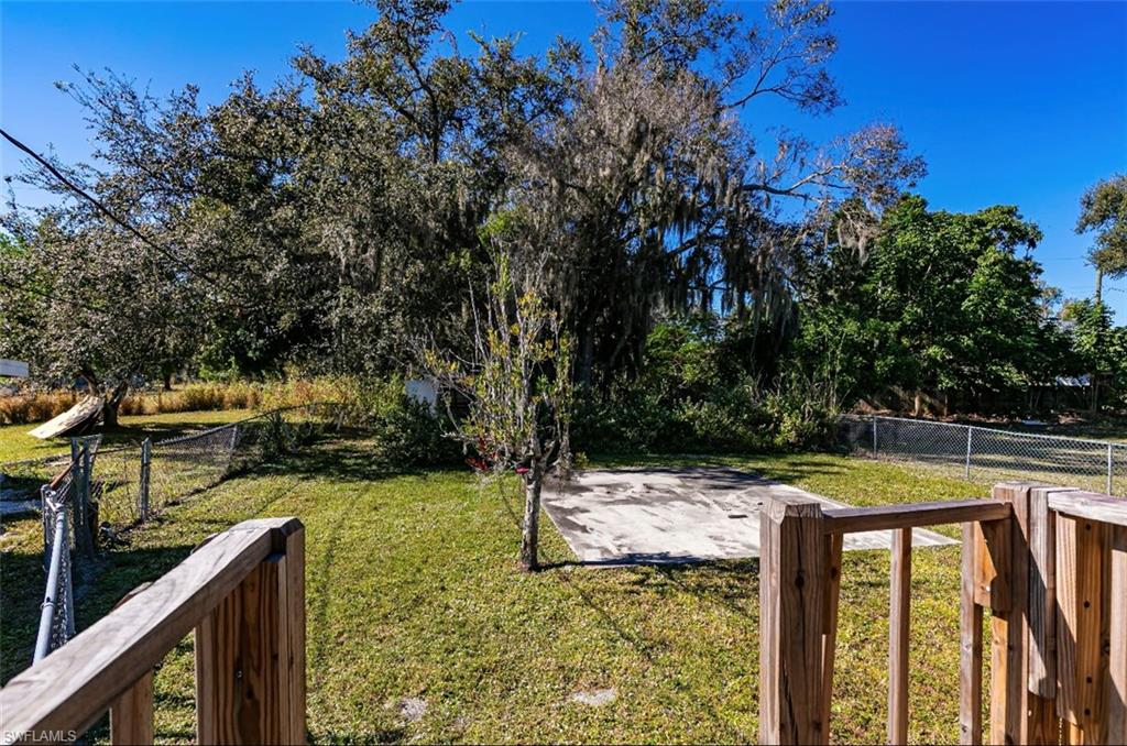 RUSSELL PARK - Residential