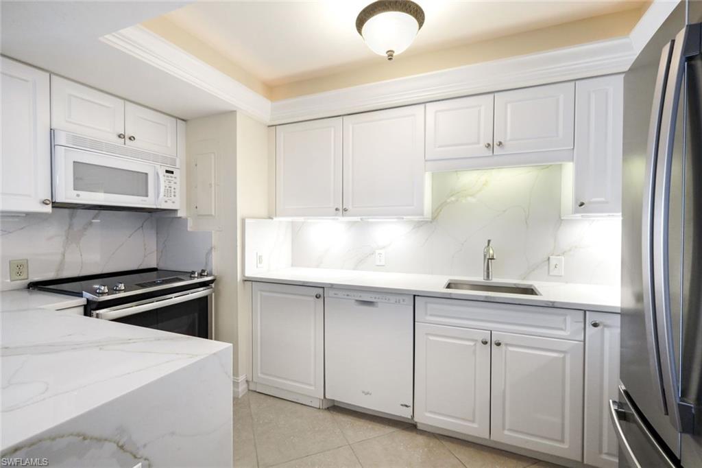 NAPLES CONTINENTAL - Residential Lease
