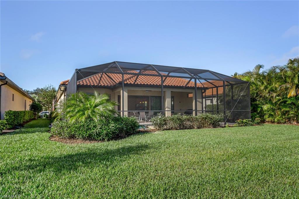 PEBBLE POINTE - Residential