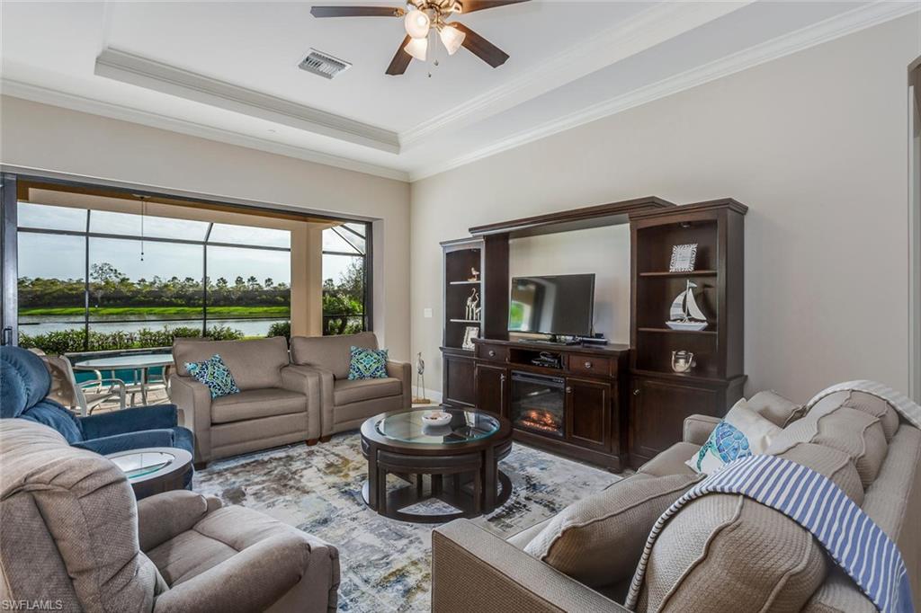 PEBBLE POINTE - Residential