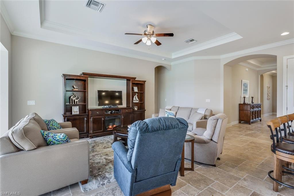 PEBBLE POINTE - Residential