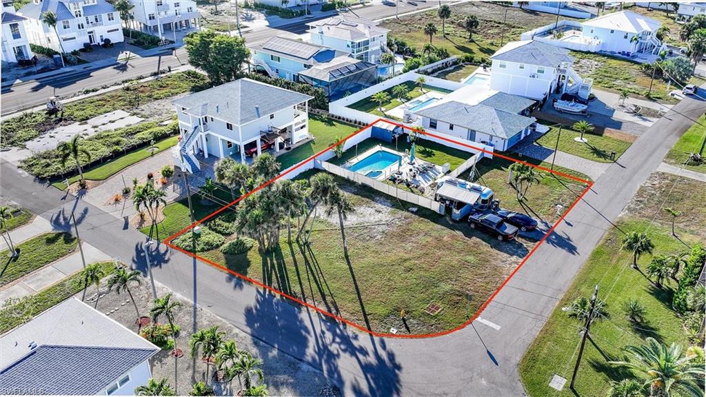 LAGUNA SHORES - Land