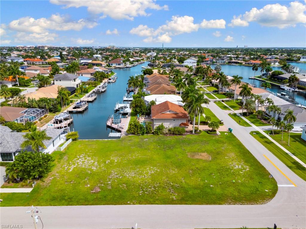 MARCO ISLAND - Land