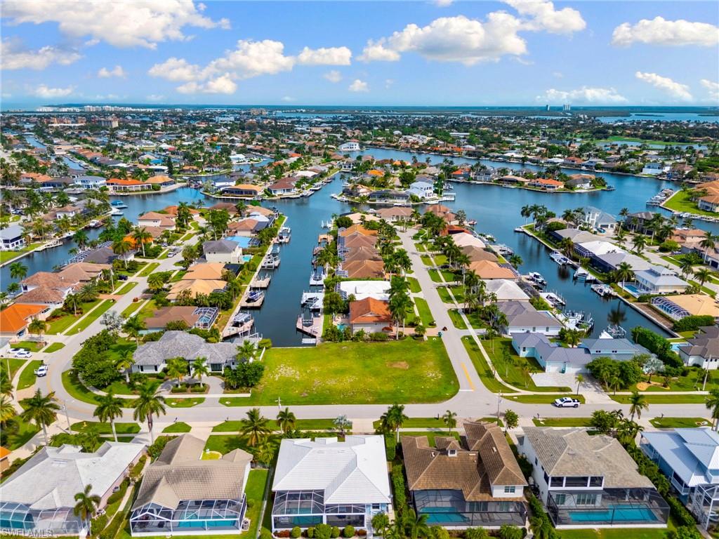MARCO ISLAND - Land