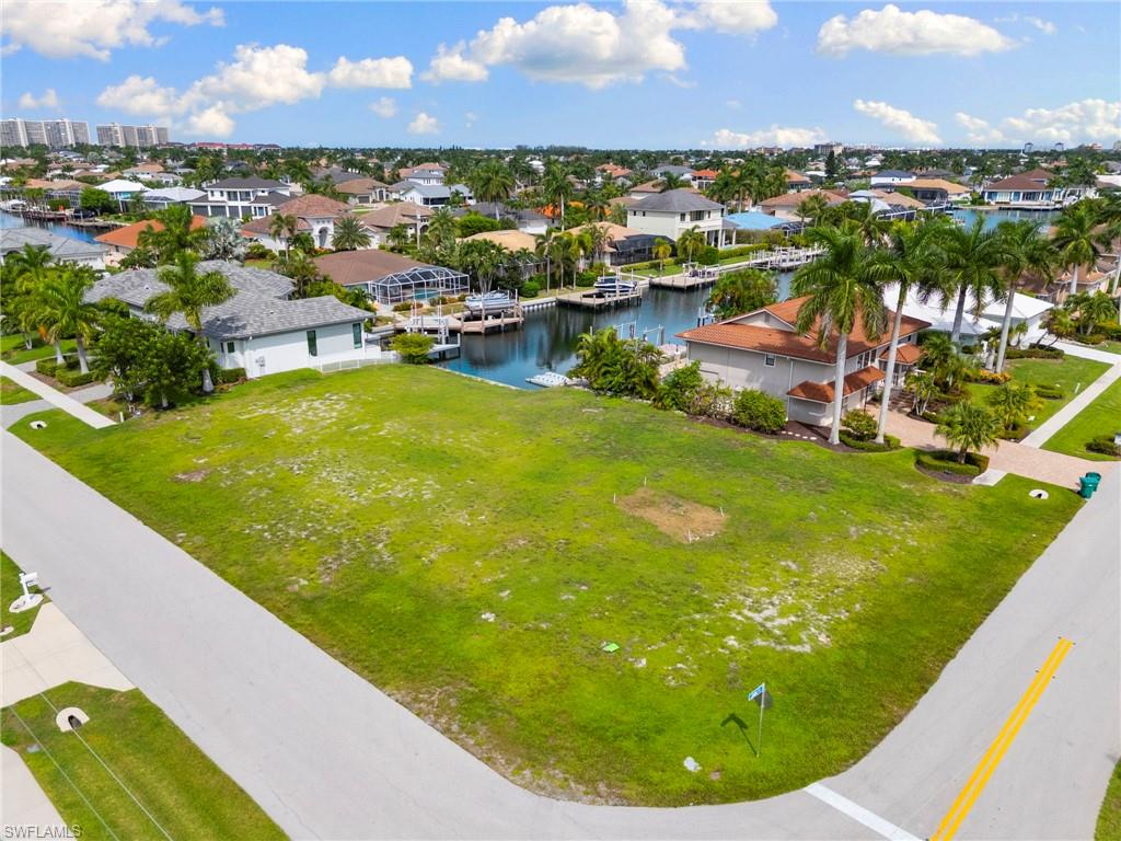 MARCO ISLAND - Land