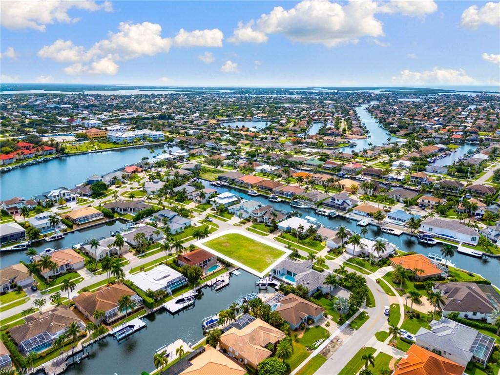 MARCO ISLAND - Land