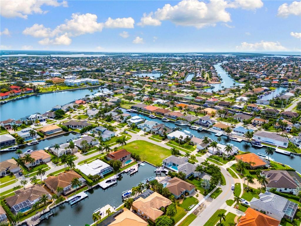 MARCO ISLAND - Land